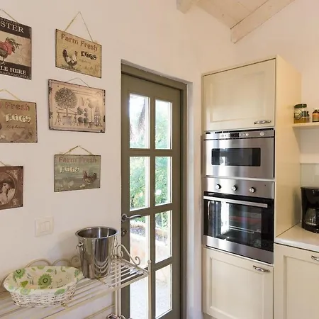 Dom wakacyjny Family Friendly House With A Swimming Pool Bajcici, Krk - 17257 Malinska